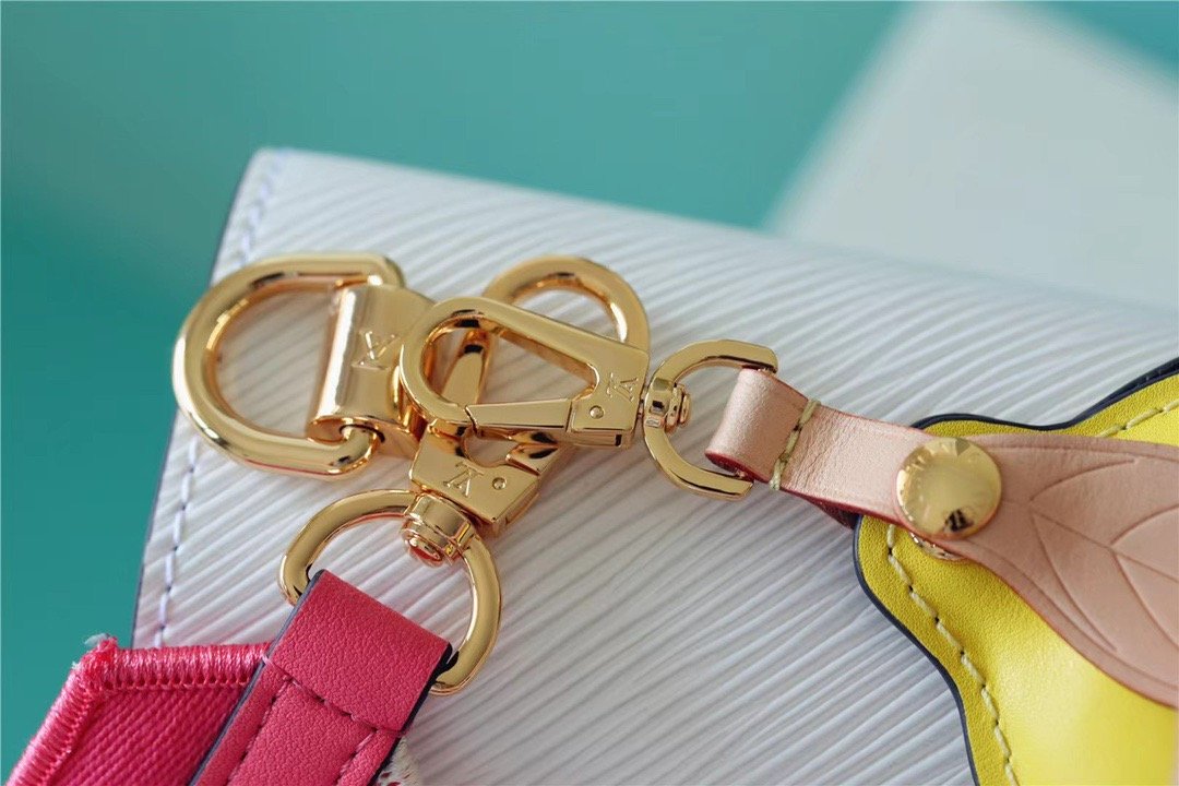 LV Twist MM Epi Light Blue For Womtlm,  Shoulder And Crossbody Bags 9.1in/23cm LV