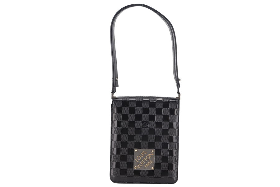 LOUIS VUITTON M92129 CABARET CLUB HANDBAG DAMIER VERNIS SILVER HARDWARE WITH DUST COVER