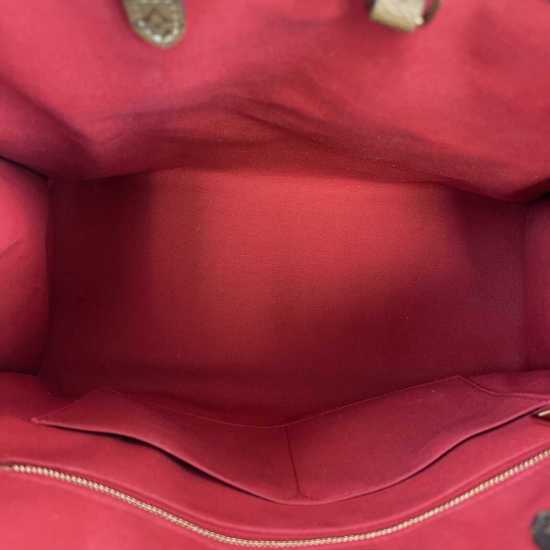 LOUIS VUITTON - OnTheGo GM Monogram - Top Handle Tote w/ Shoulder Strap