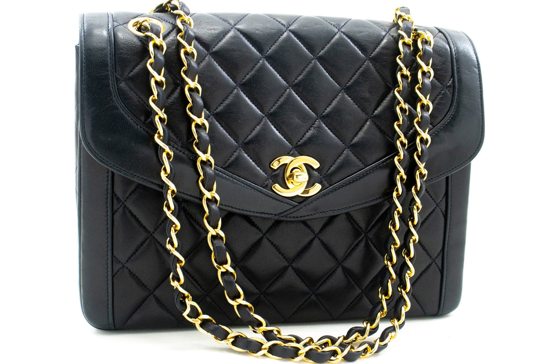 CHANEL NAVY Vintage Chain Shoulder Bag Lambskin Quilted Flap Purse