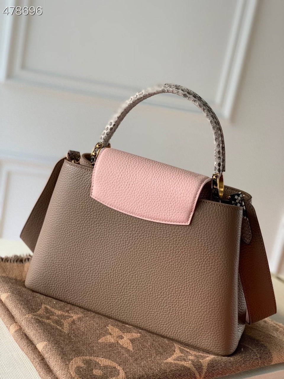LV Capucines BB Taurillon And Python Taupe Brown/Eau De Rose Pink For Womtlm,  Shoulder And Crossbody Bags 10.4in/27cm LV M57539