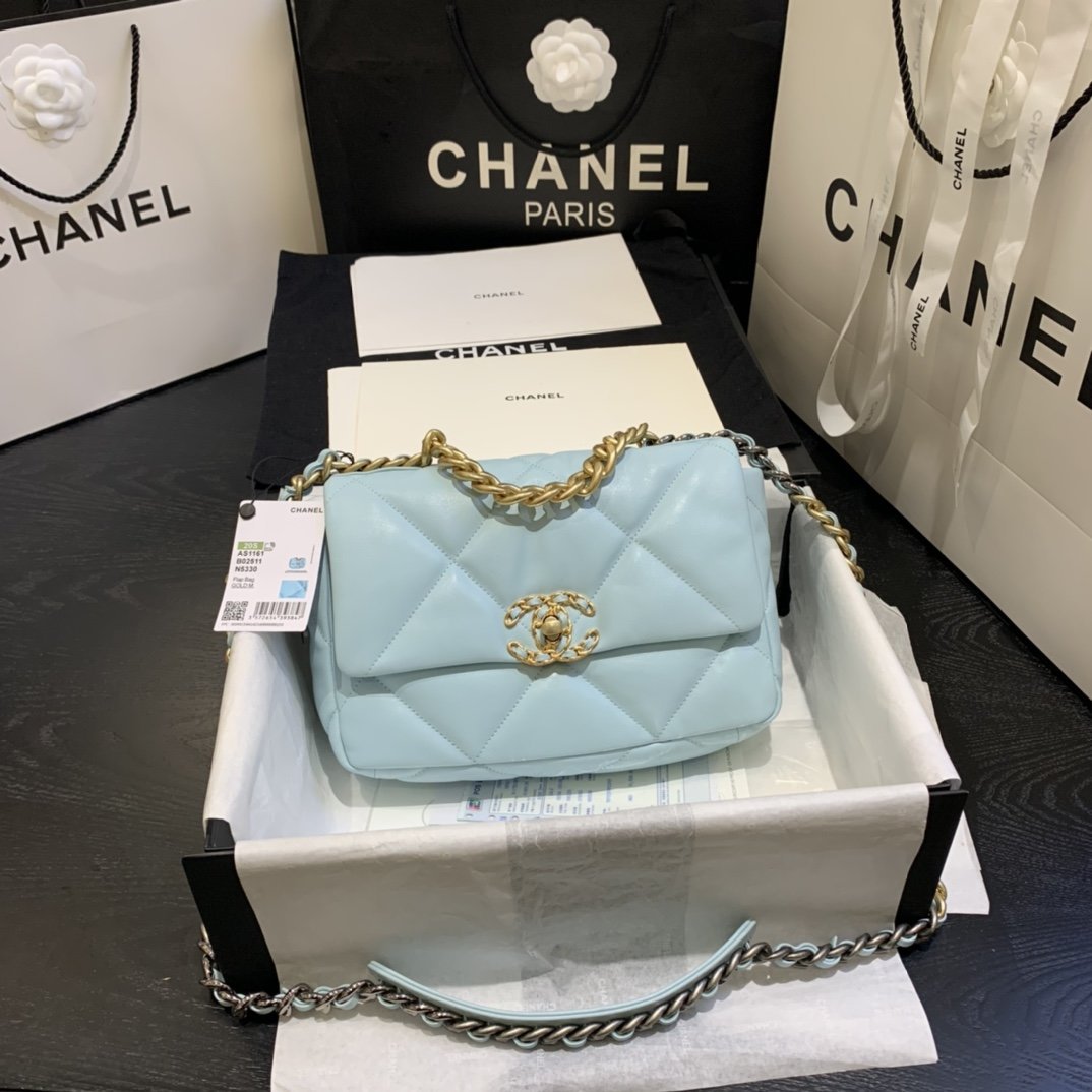 CHANEL 19 Flap Bag Tiffany Blue