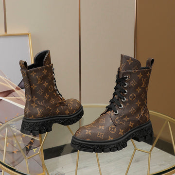 Premium Louis Vuitton BOOTS 039