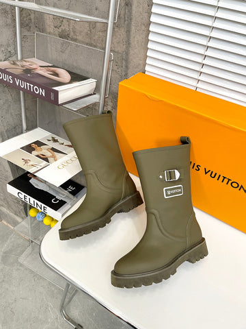 Premium Louis Vuitton BOOTS 023