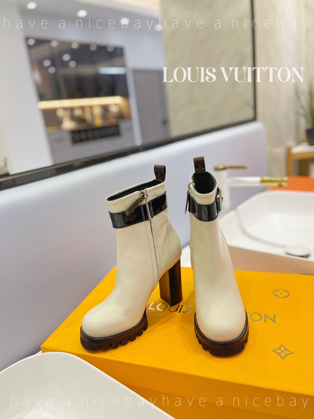 Premium Louis Vuitton BOOTS 034