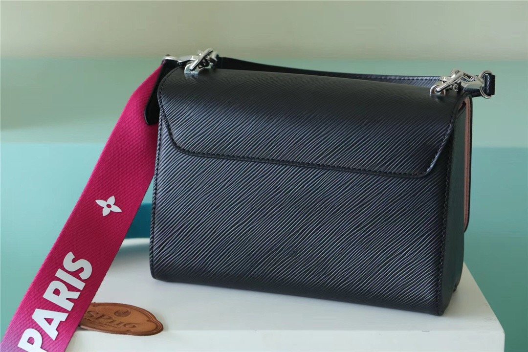 LV Twist MM Bag, Shoulder and Cross Body Bags For Womtlm Black 9.1in/23cm LV M59416