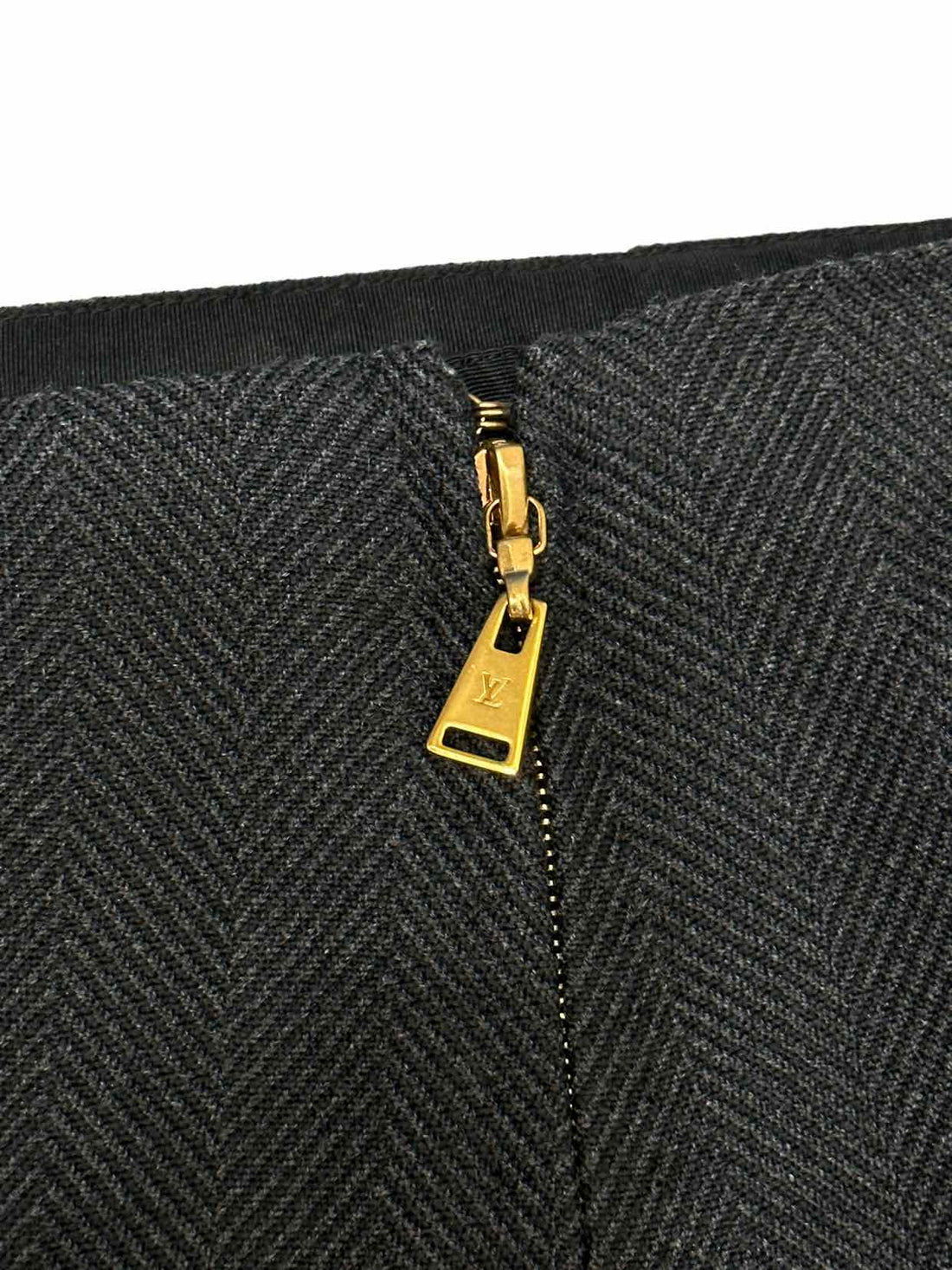 LOUIS VUITTON Grey Herringbone Pencil Skirt