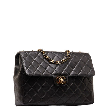 Chanel Jumbo Quilted Leather Single Flap Bag Leather Shoulder Bag in Good condition