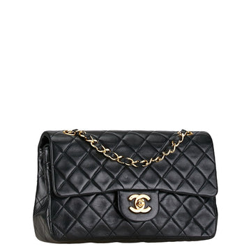 Chanel Small Classic Double Flap Bag Leather Shoulder Bag in Good condition