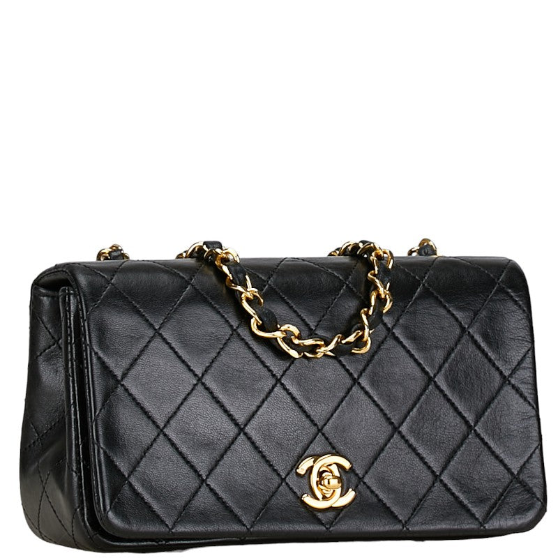 Chanel CC Quilted Leather Full Flap Bag Leather Shoulder Bag in Good condition