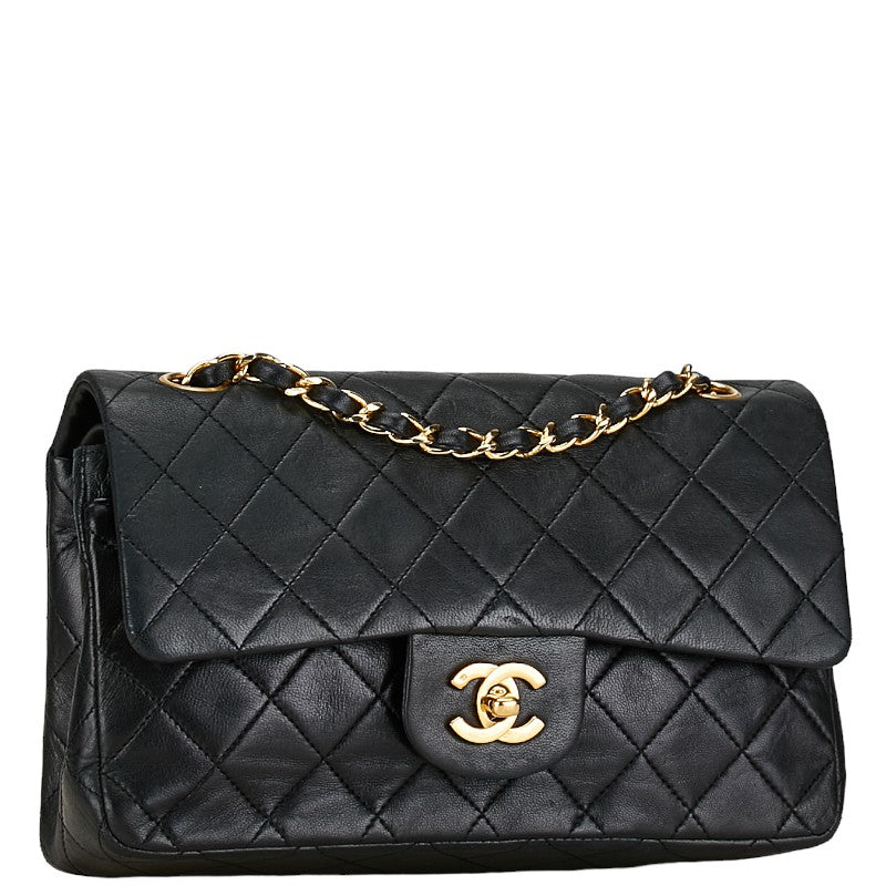 Chanel Medium Classic Double Flap Bag Leather Shoulder Bag in Good condition