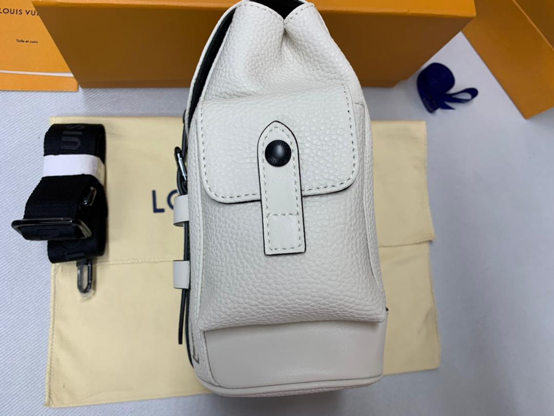 LV Christopher XS Taurillon White For Mtlm, Bags, Shoulder And Crossbody Bags 7.7in/19.5cm LV