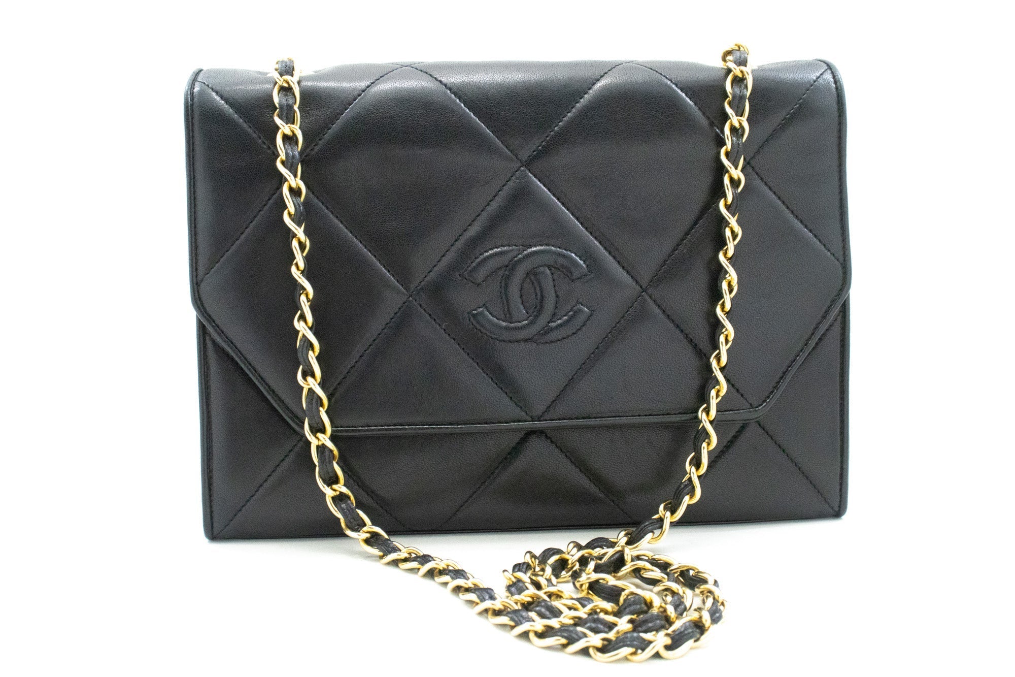 CHANEL Matelasse Shoulder Bag