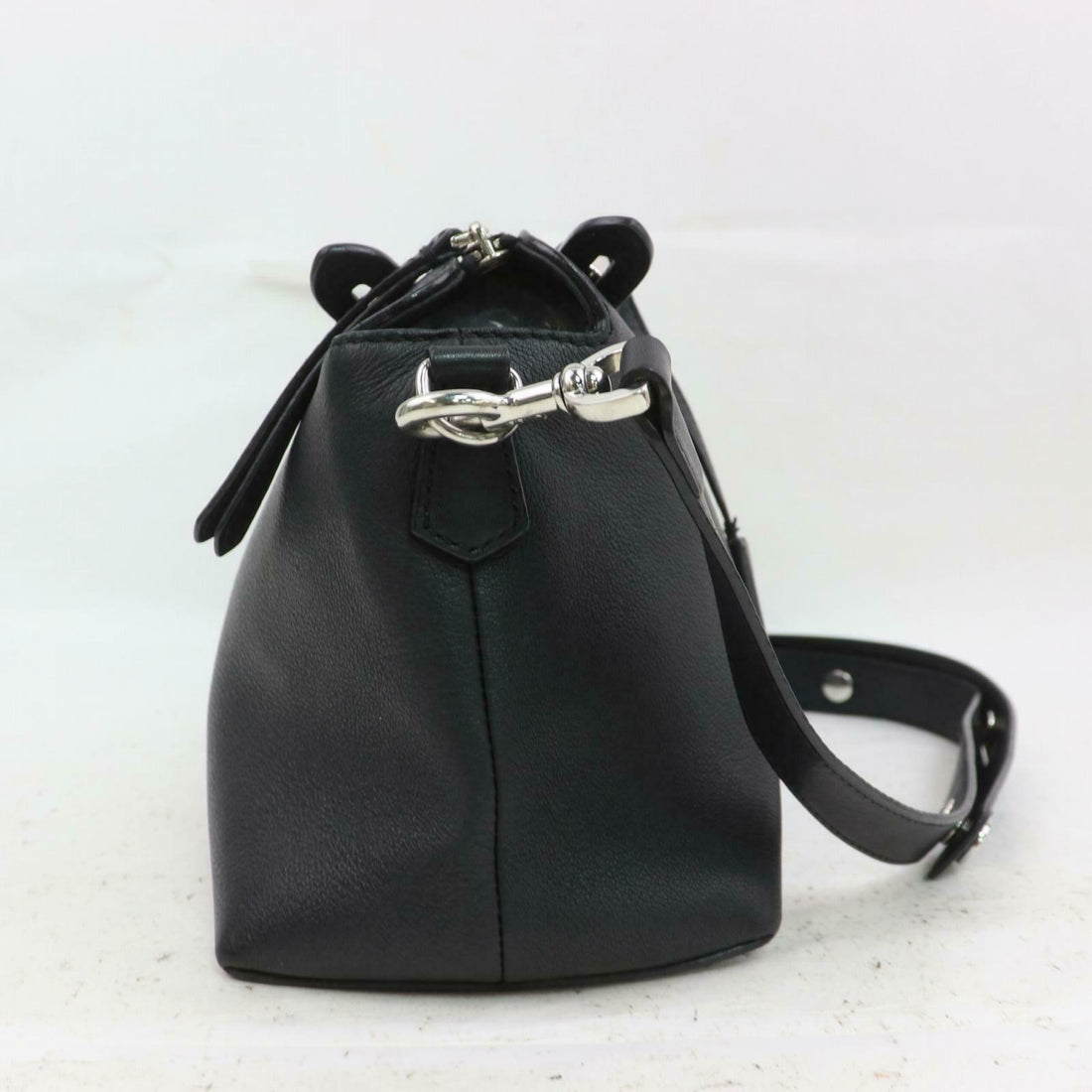 Indistinguishable  Fendi Shoulder Bag By The Way Black Leather (SHC7-10227)