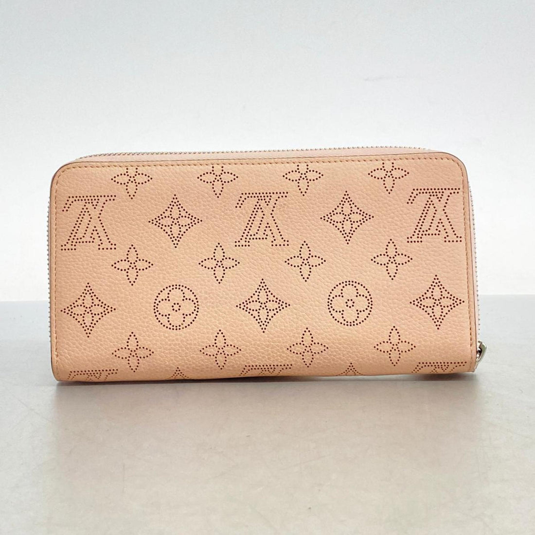 LOUIS VUITTON Mahina Wallet