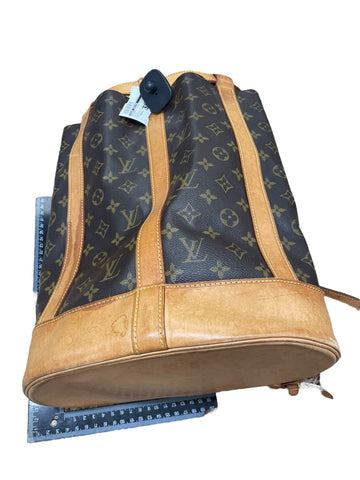 HandBag Luxury Designer By Louis Vuitton, Size: Medium