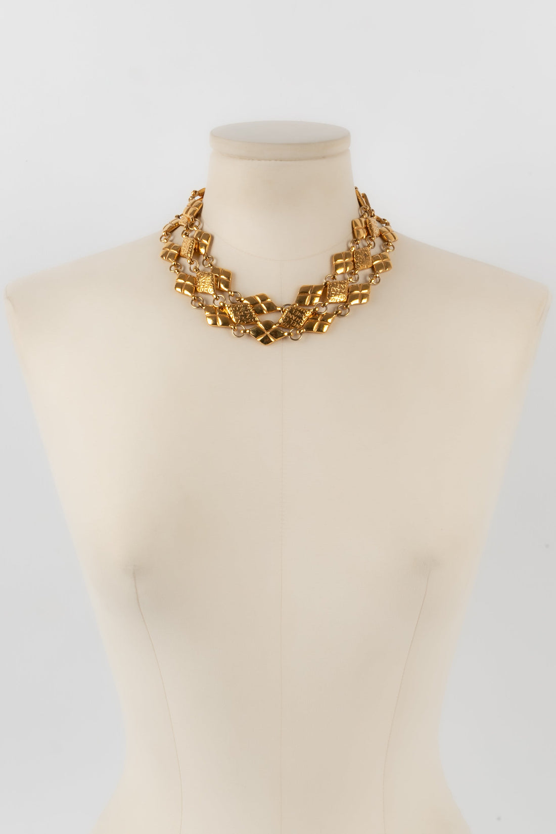 Collier doré Chanel 1990s