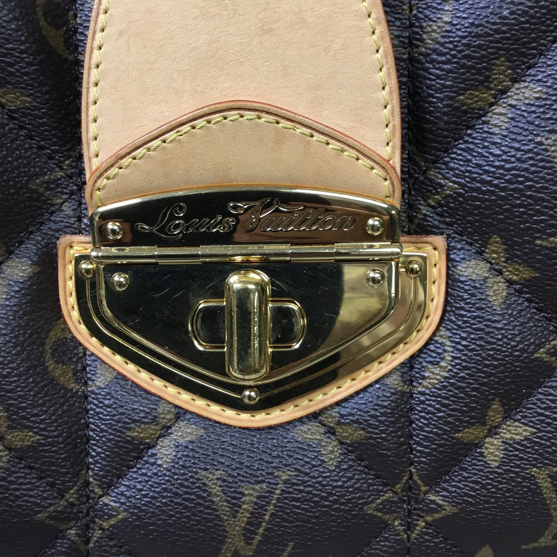 HandBag Luxury Designer By Louis Vuitton, Size: Large