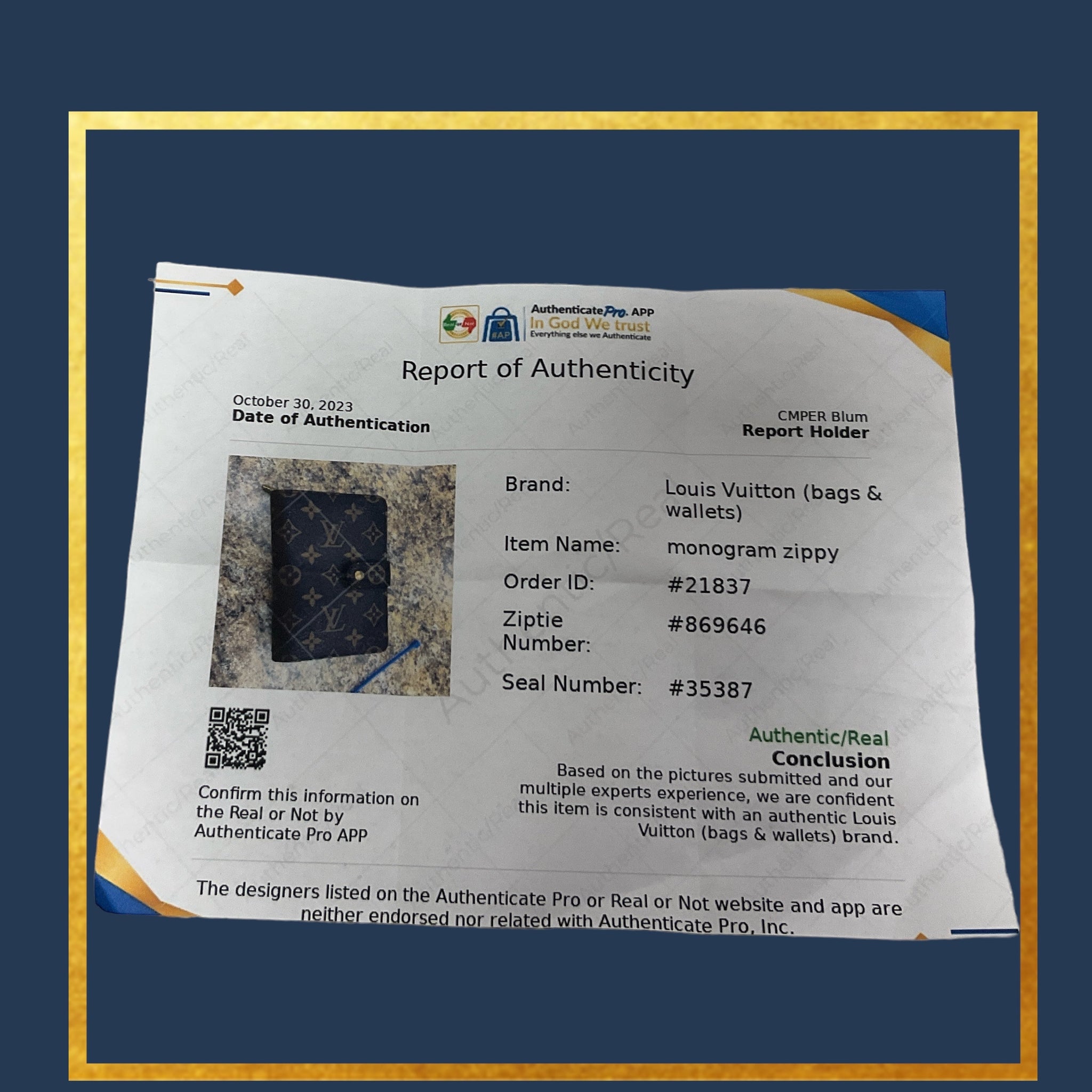 Wallet Luxury Designer By Louis Vuitton Size: Medium