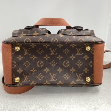 HandBag Luxury Designer By Louis Vuitton, Size: Medium