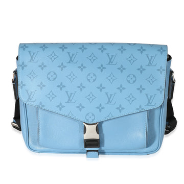 LOUIS VUITTON Denim Taigarama Messengerama