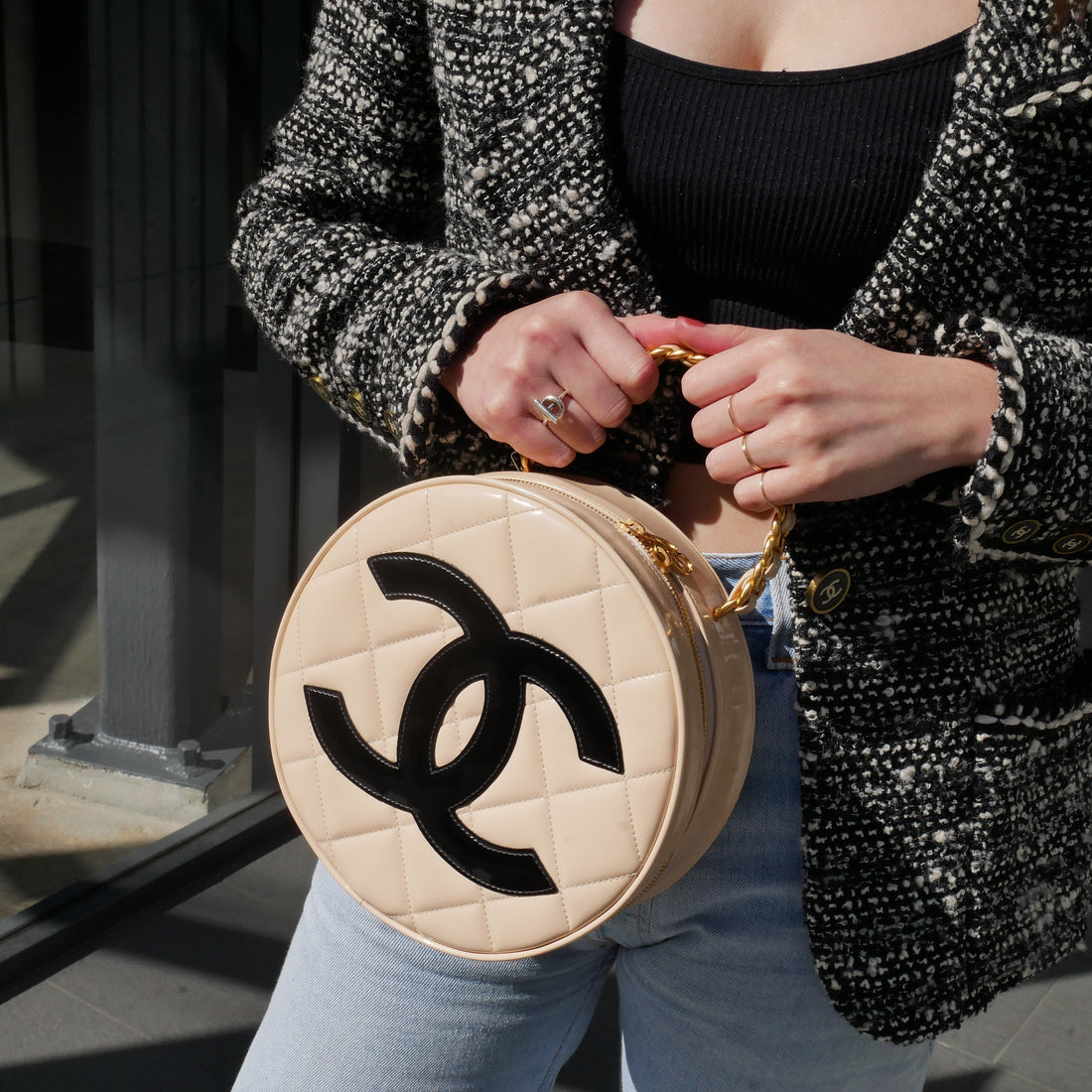 CHANEL 1995 Round Vanity Handbag 71306