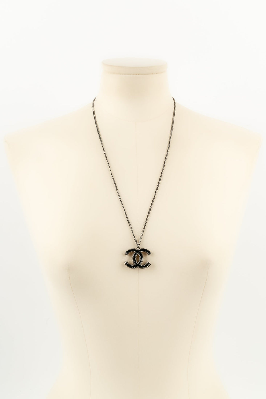 Collier cc Chanel D�fil�