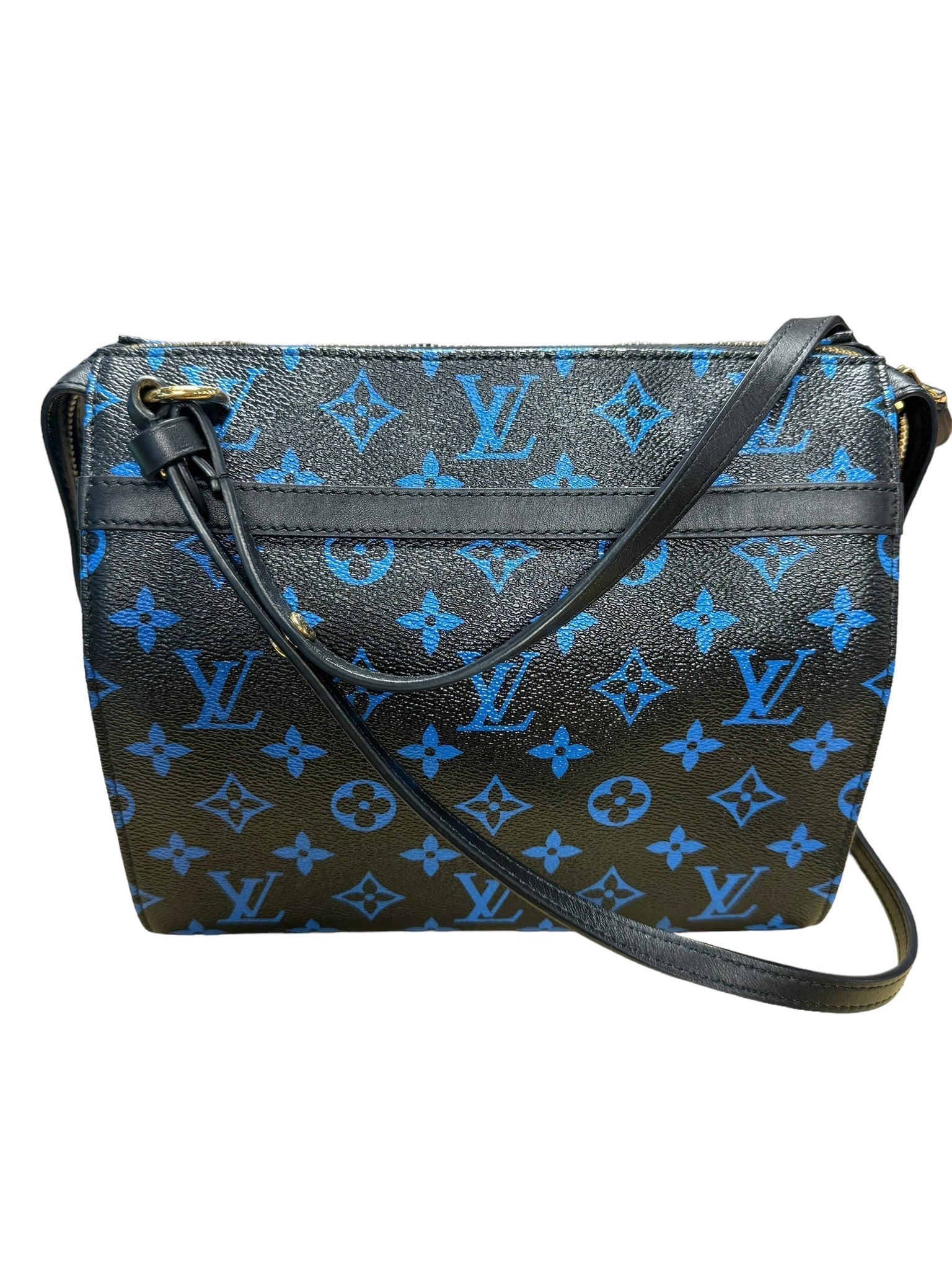 HandBag Luxury Designer By Louis Vuitton, Size: Medium
