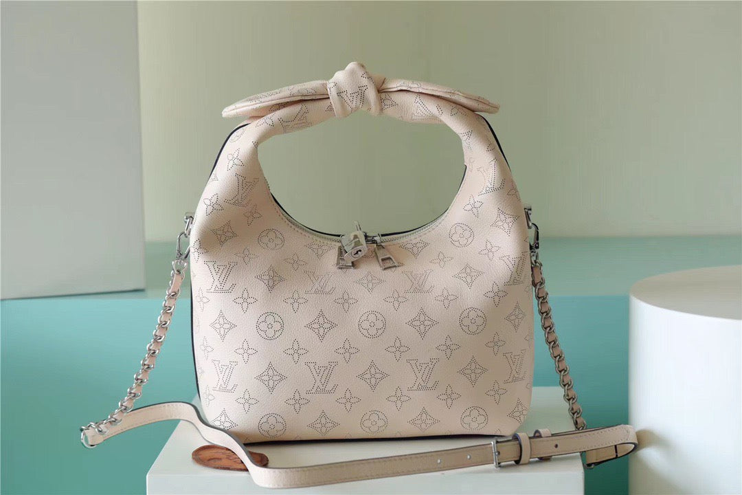 LV Why Knot MM Mahina Light Pink For Womtlm,  Shoulder And Crossbody Bags 13.4in/34cm LV 