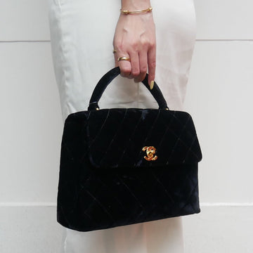 CHANEL 1996-1997 Black Velvet Quilted Kelly 25 10343