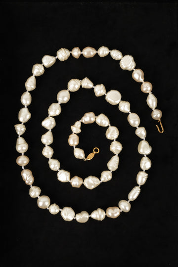 Collier de perles Chanel 1984