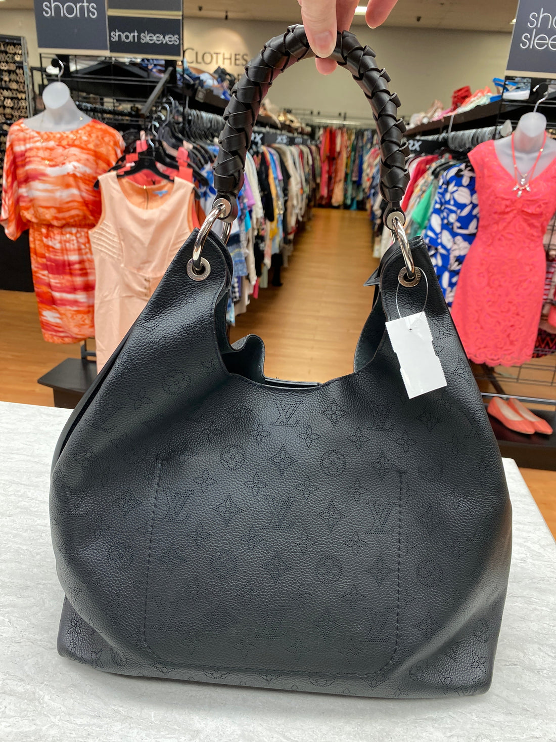 HandBag Luxury Designer Louis Vuitton, Size Large