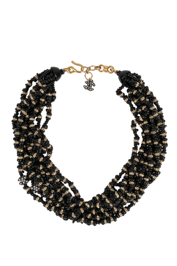 Collier noir Chanel