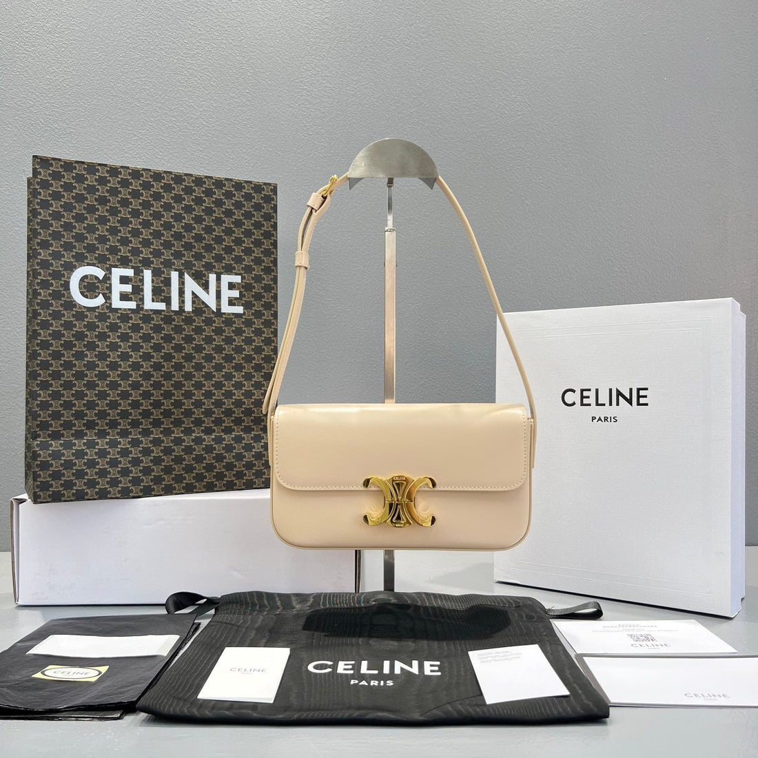 CE Triomphe Shoulder Bag Beige For Womtlm 8in/20.5cm