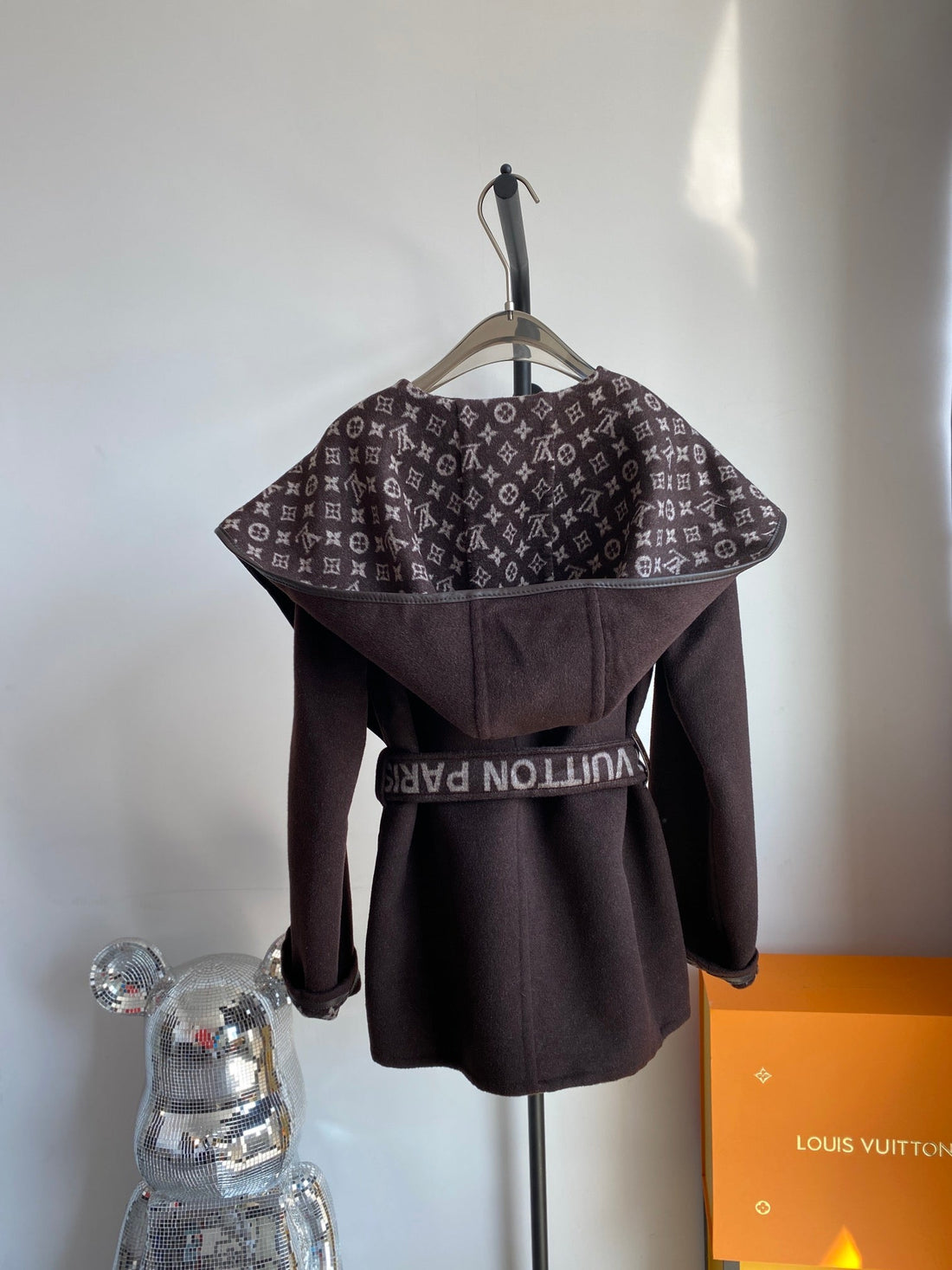 Luxury Louis Vuitton Wrap Coat 032