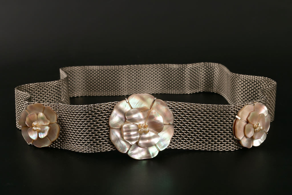 Ceinture cam�lias Chanel Automne 1998