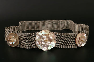 Ceinture cam�lias Chanel Automne 1998