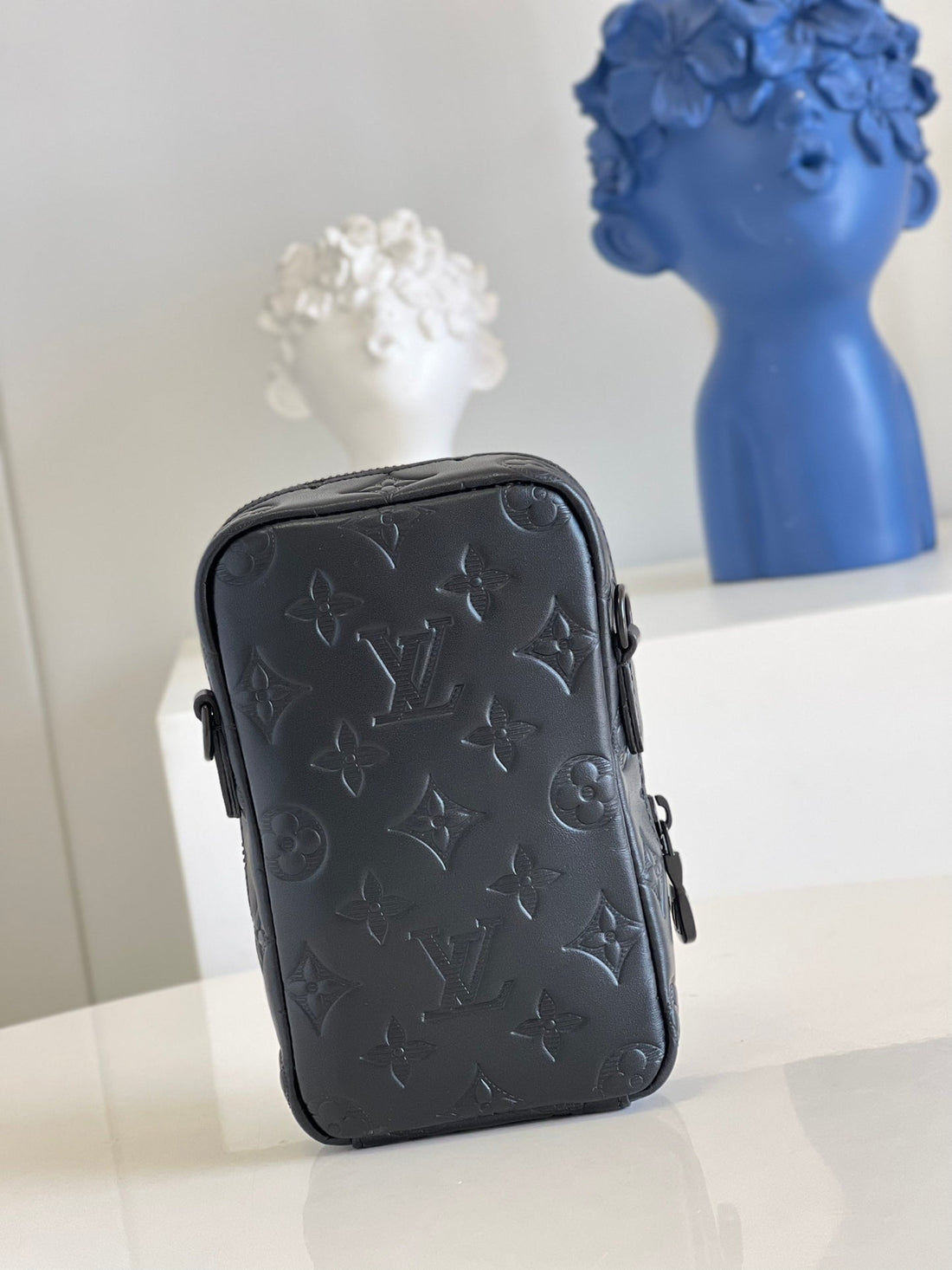 LV Flap Double Phone Pouch Monogram Black For Mtlm, Bags, Crossbody Bags 7.1in/18cm LV M81005