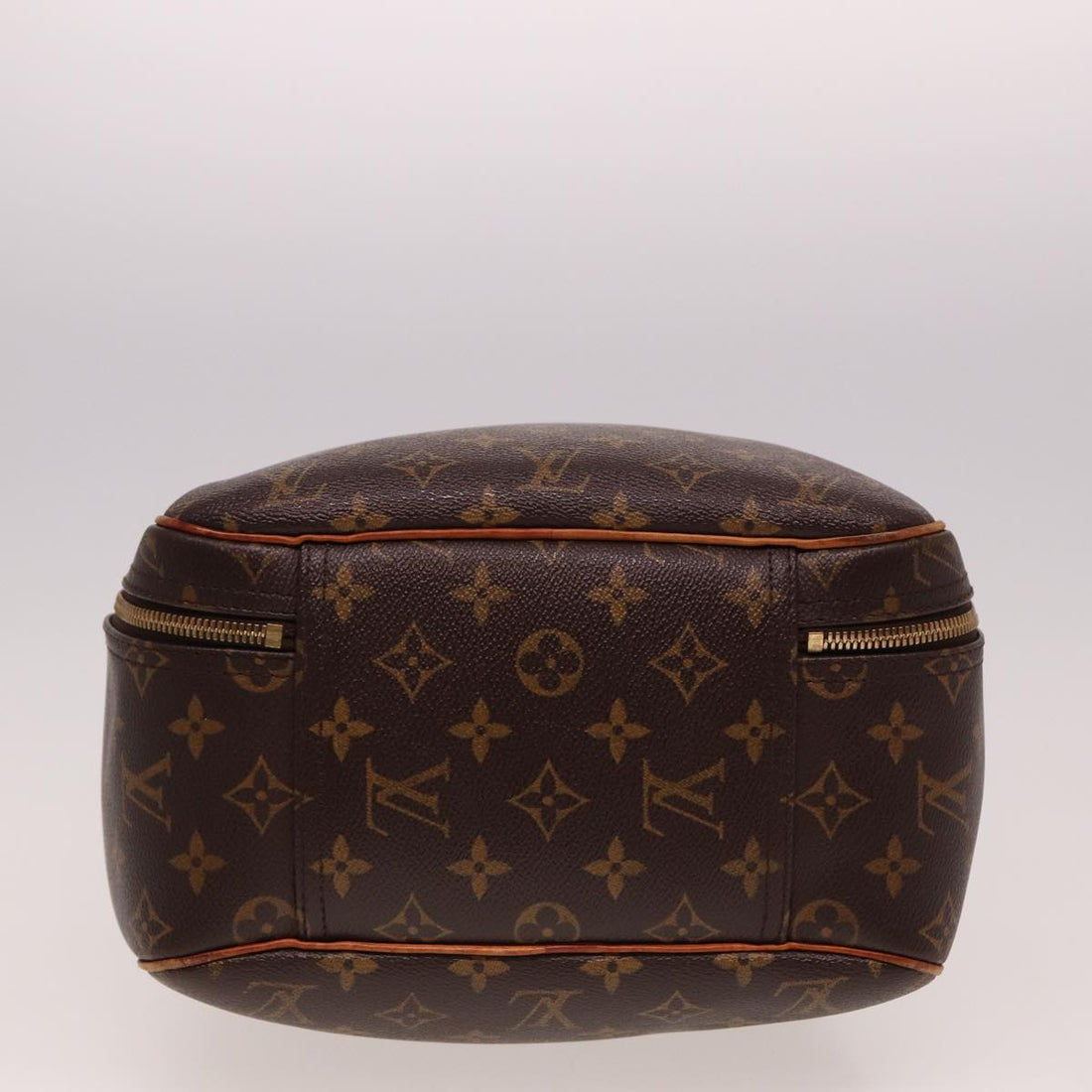 LOUIS VUITTON Excursion Handbag