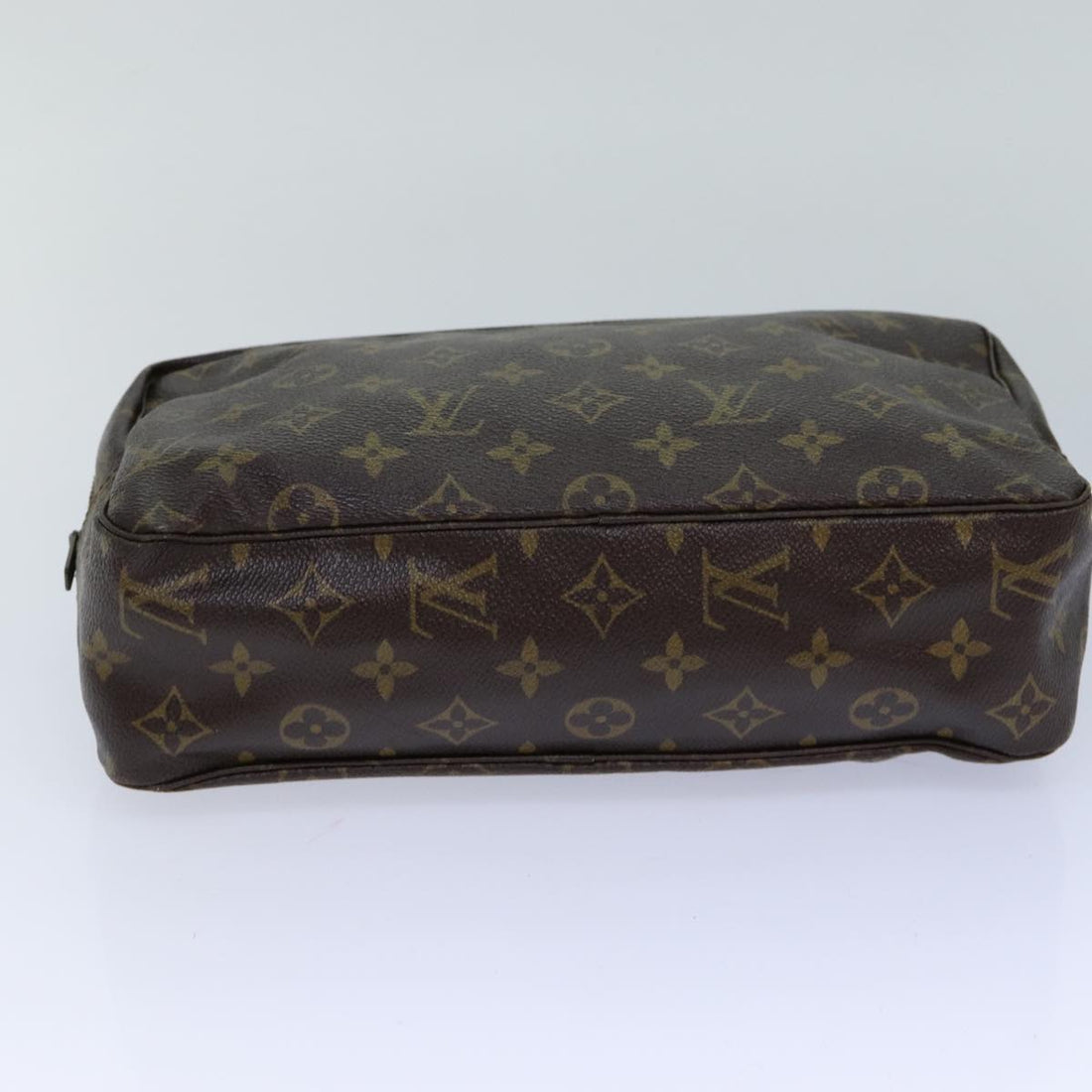 LOUIS VUITTON Trousse de Toilette Clutch Bag