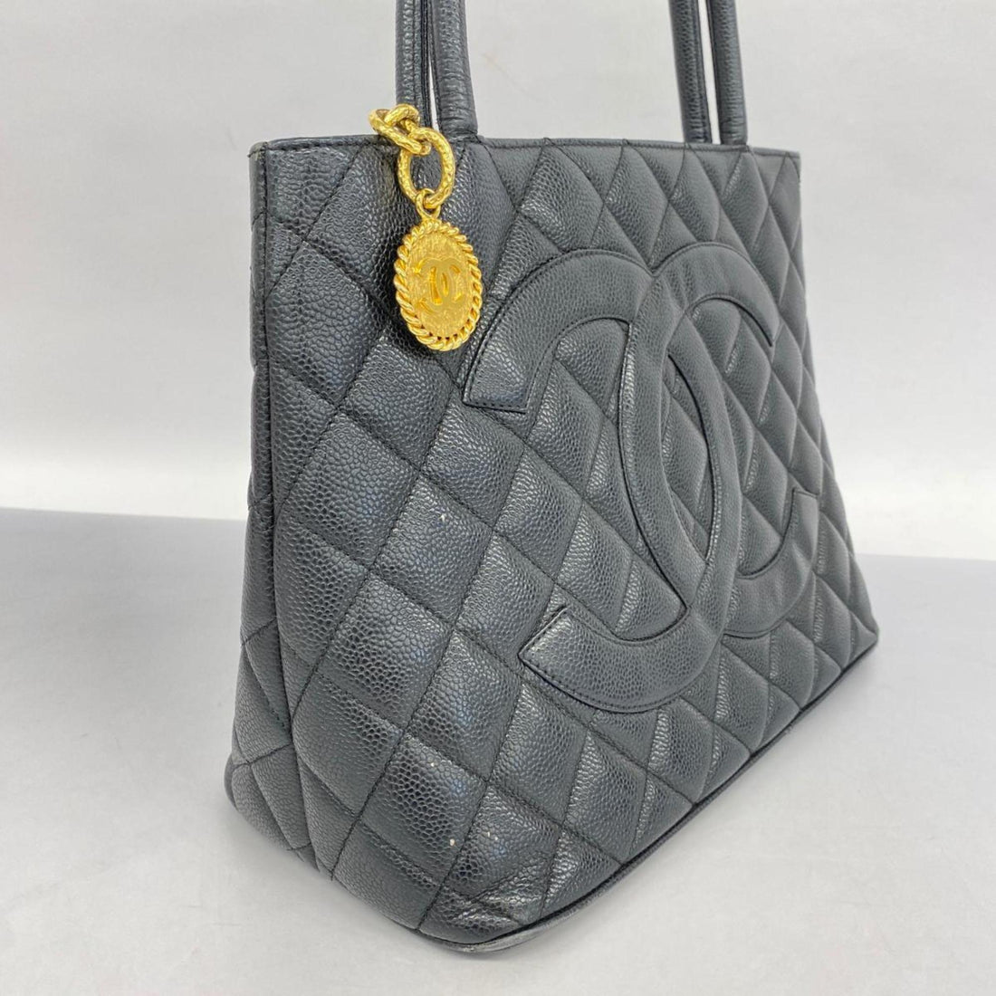 Chanel Tote Bag Reproduction Caviar Skin Black Women's