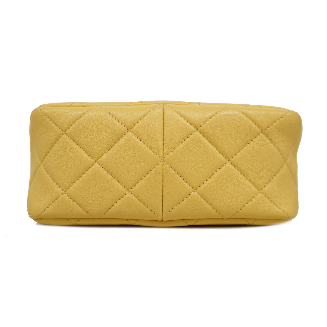 CHANEL   Matelasse Chain Shoulder Women's Leather Shoulder Bag Beige