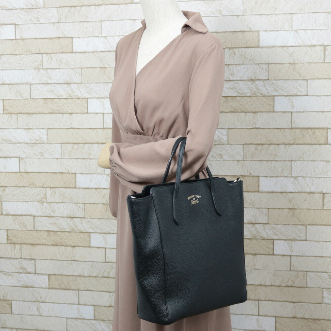 Gucci Shoulder Bag Handbag Black Ladies