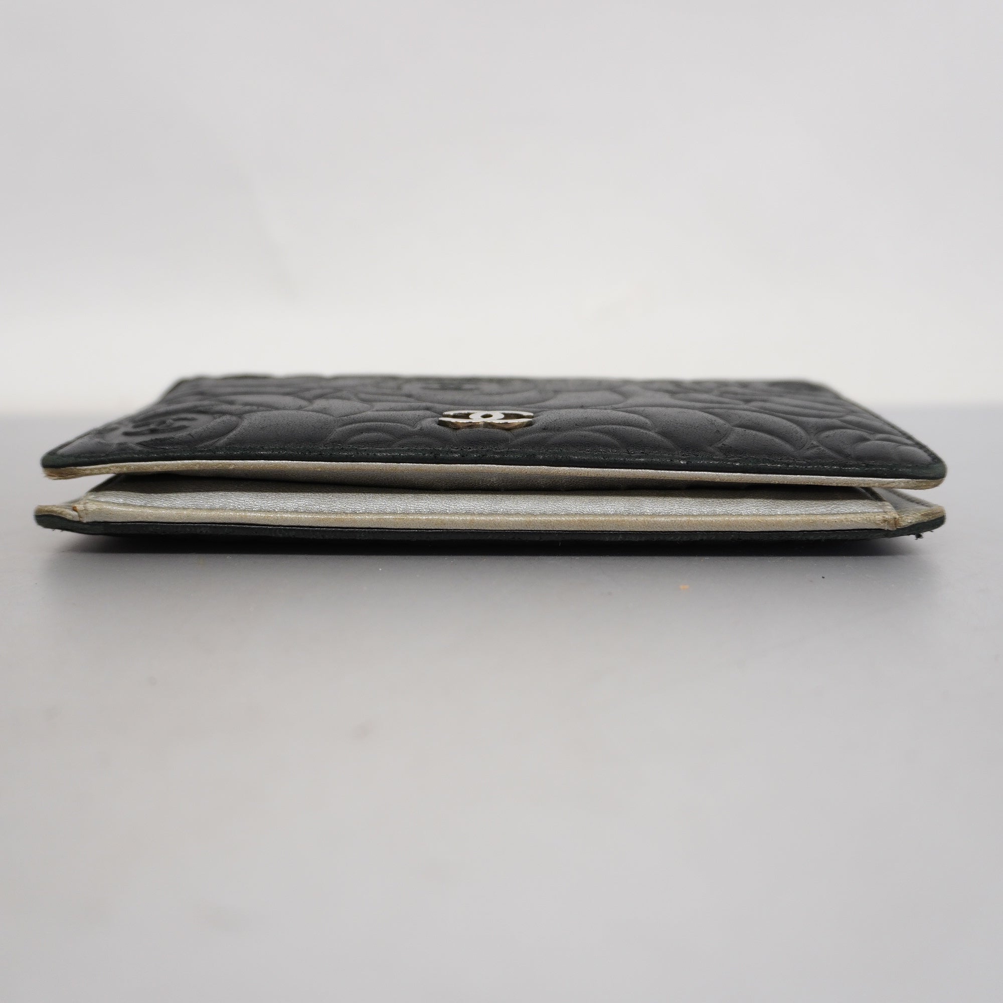 ChanelAuth  Camellia Bi-fold Long Wallet With Silver Metal Women's Lambskin