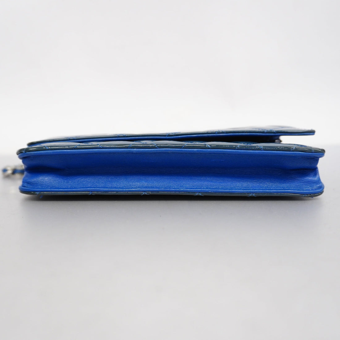 ChanelAuth  Matelasse Chain Shoulder Silver Metal Fittings Women's Wallet Blue