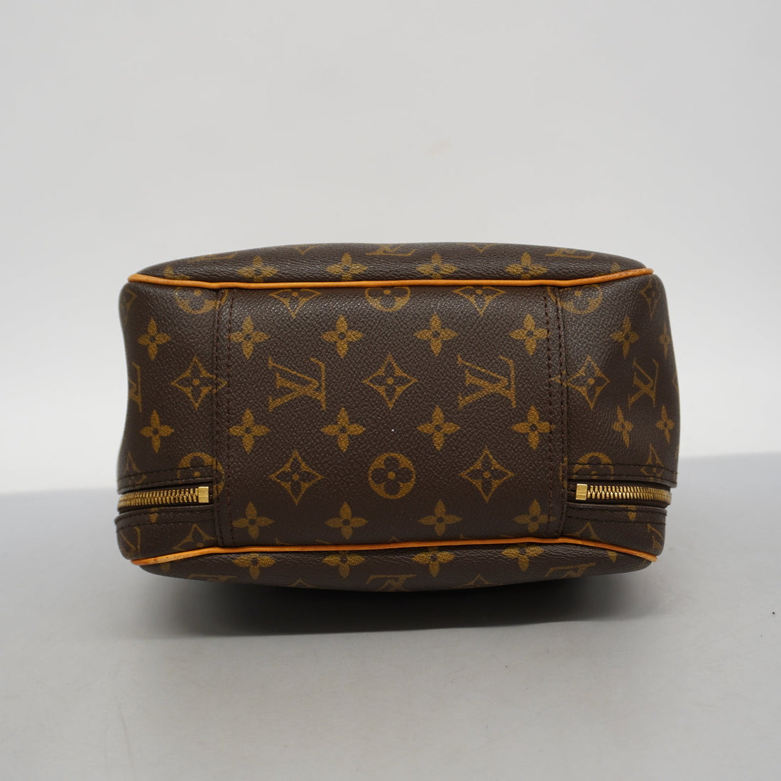 LOUIS VUITTONAuth Monogram Excursion M41450 Women's Handbag