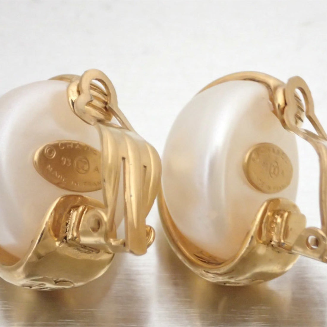 Chanel Earrings Coco Mark Metal/Fake Pearl Gold x White Women's