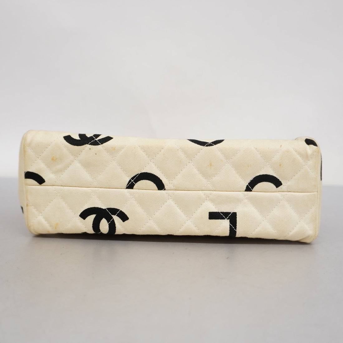 ChanelAuth  Matelasse Women's Canvas HandBag White