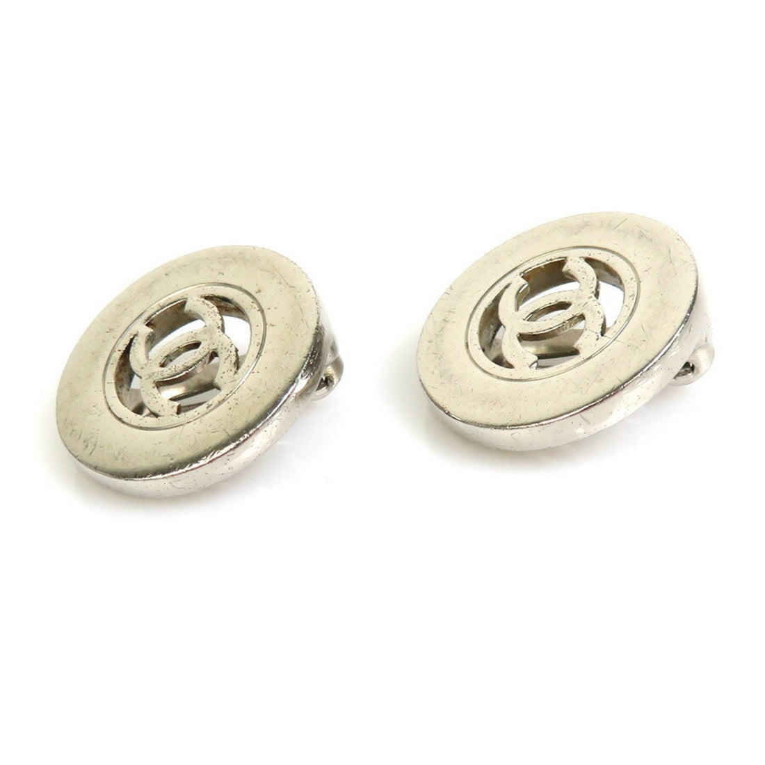 Chanel earrings here mark metal silver ladies