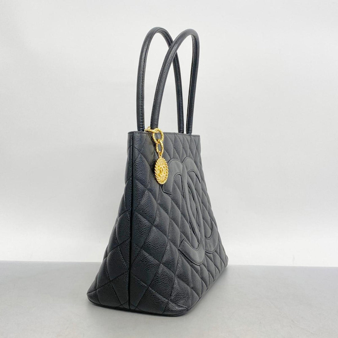 Chanel Tote Bag Reproduction Caviar Skin Black Women's